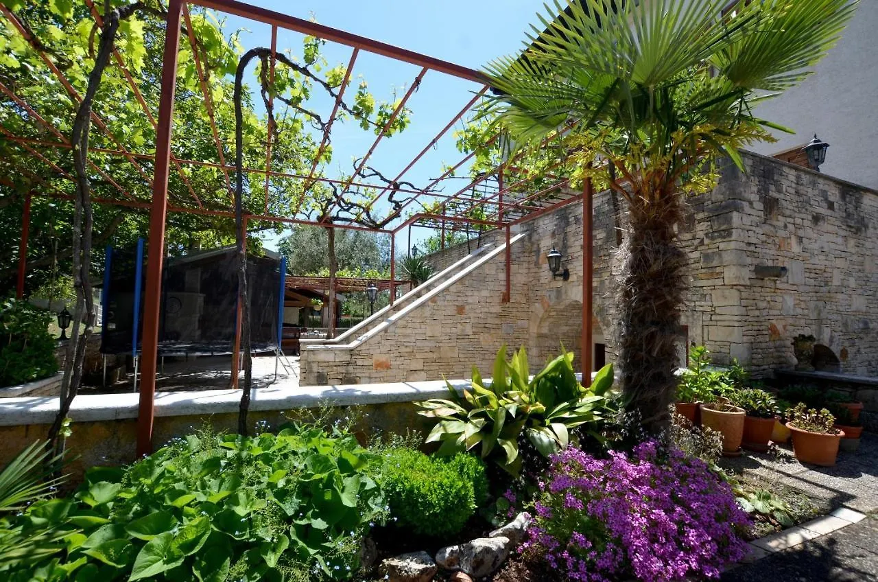 Galant Apartments Rovinj Vendégház