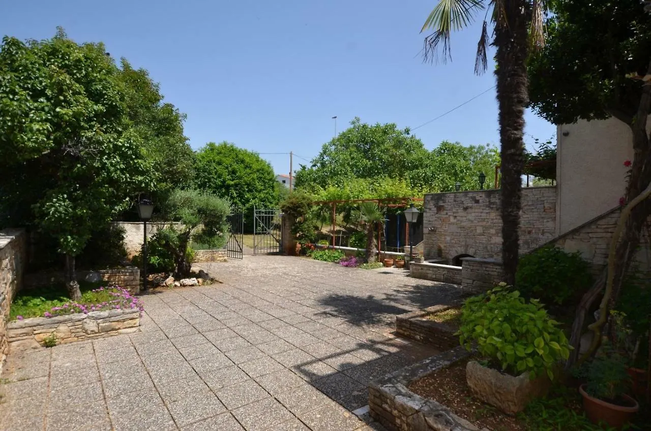 Galant Apartments Rovinj Pensión